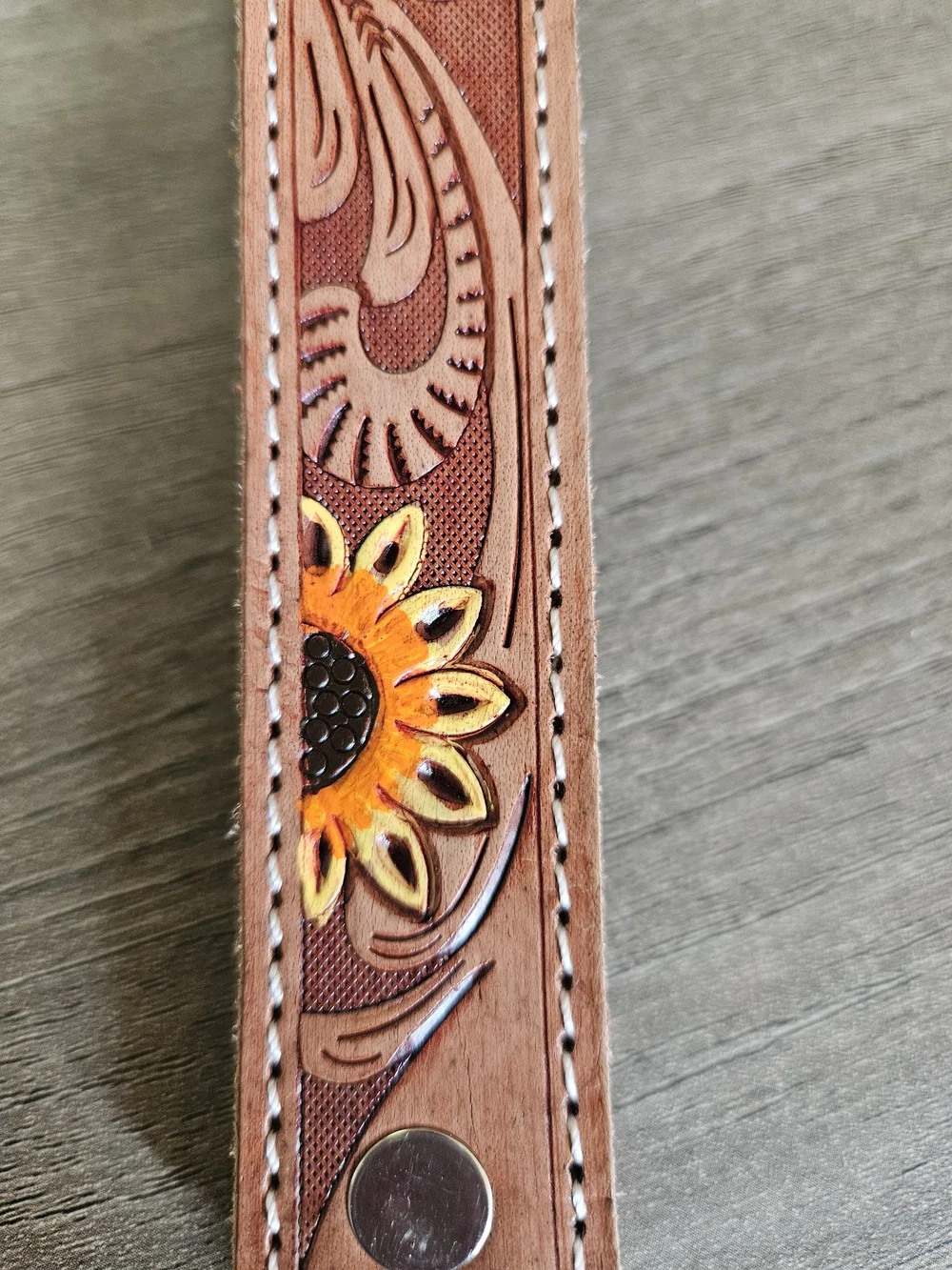 Sunflower Genuine Tooled Leather Wristlet Keychain - Tan - NWOT